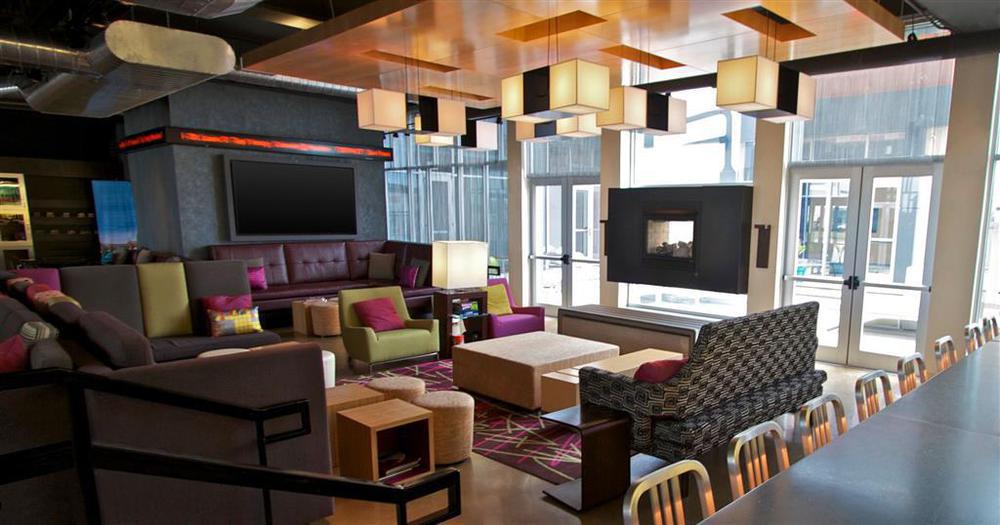 Hotel Aloft Tulsa Downtown Restaurace fotografie