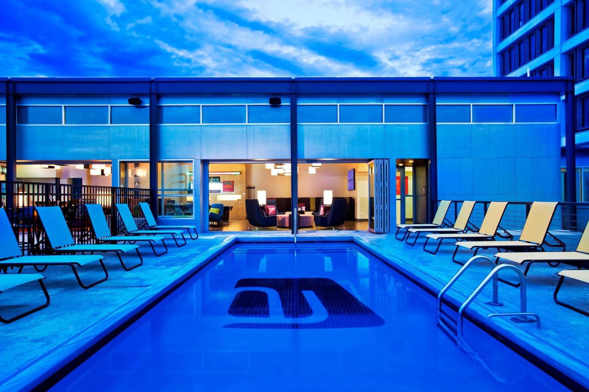 Hotel Aloft Tulsa Downtown Exteriér fotografie